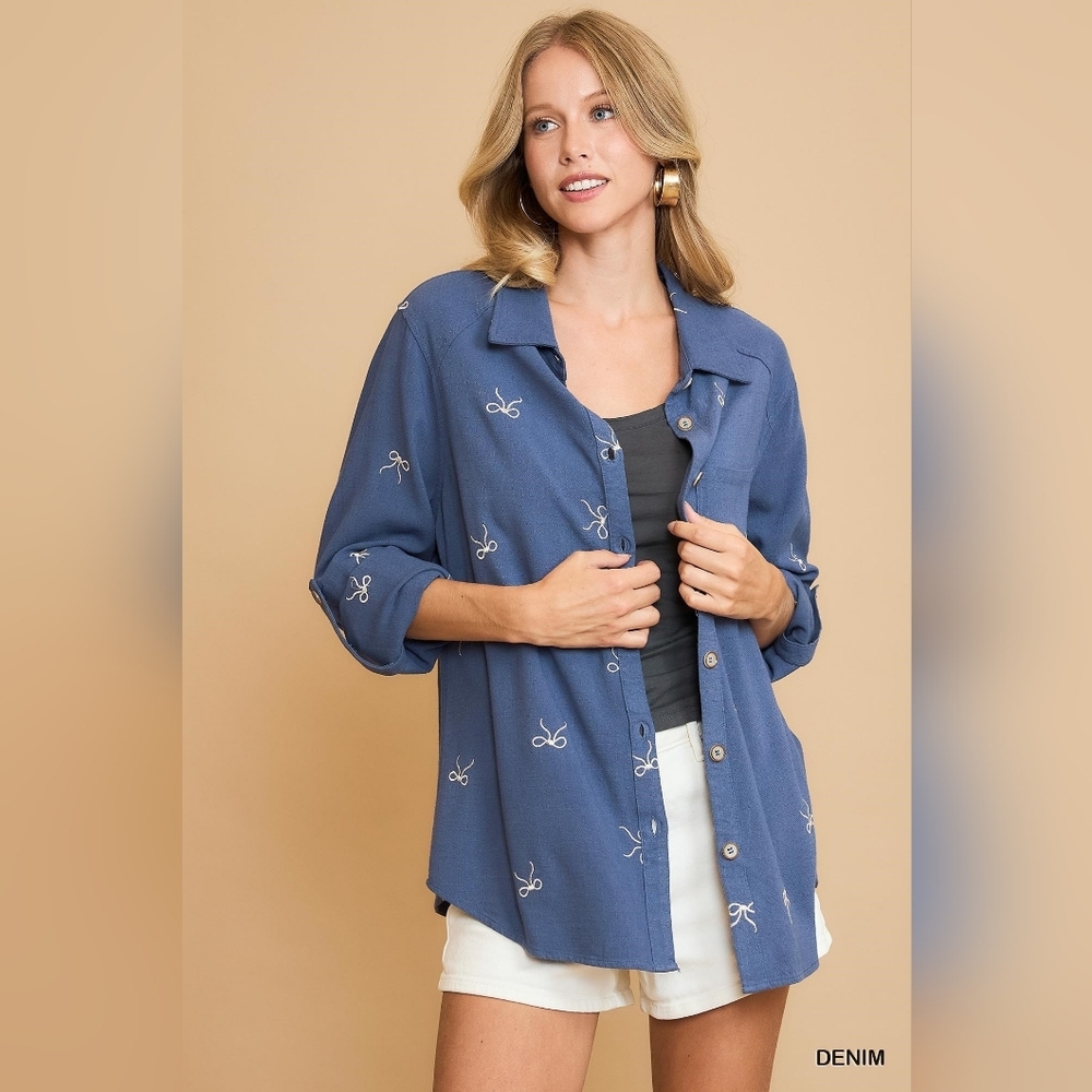 Umgee Linen Blend Fitted Shirt with Ribbon Embroidery Details